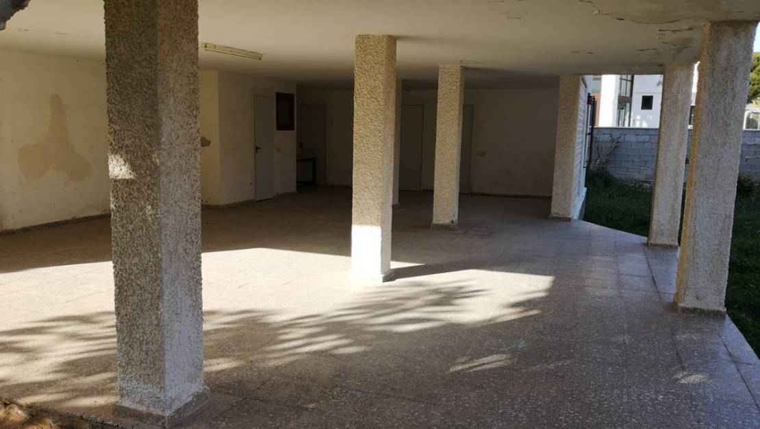 Sale - Villa - Orihuela - La Zenia