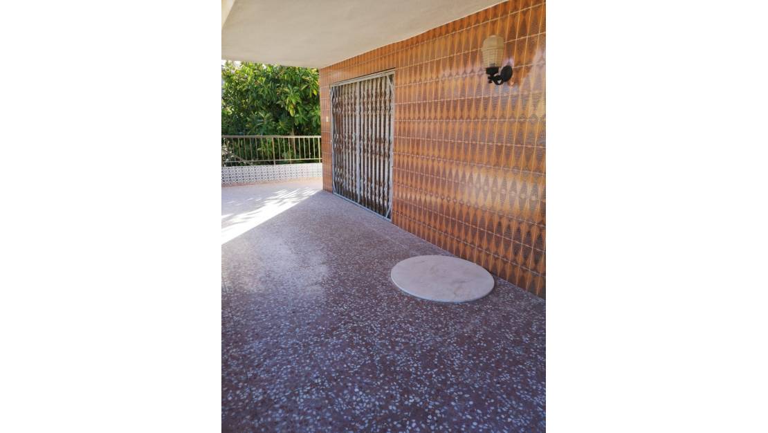 Sale - Villa - Orihuela - La Zenia