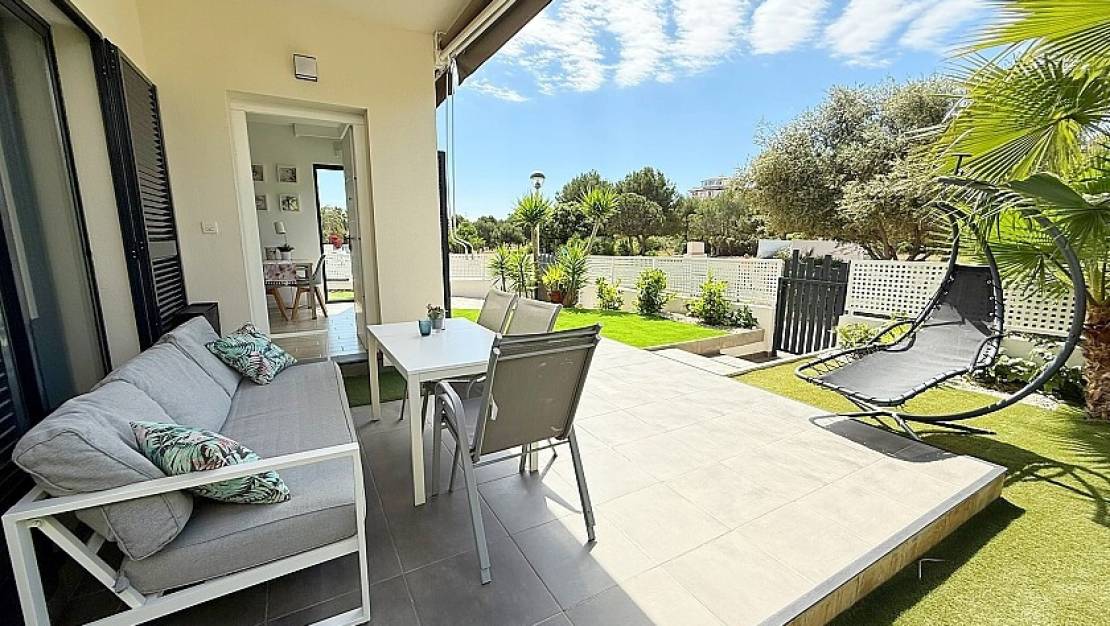 Sale - Villa - Orihuela - La Zenia