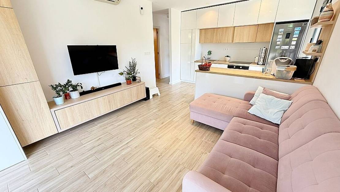 Sale - Villa - Orihuela - La Zenia