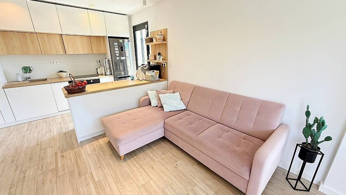 Sale - Villa - Orihuela - La Zenia