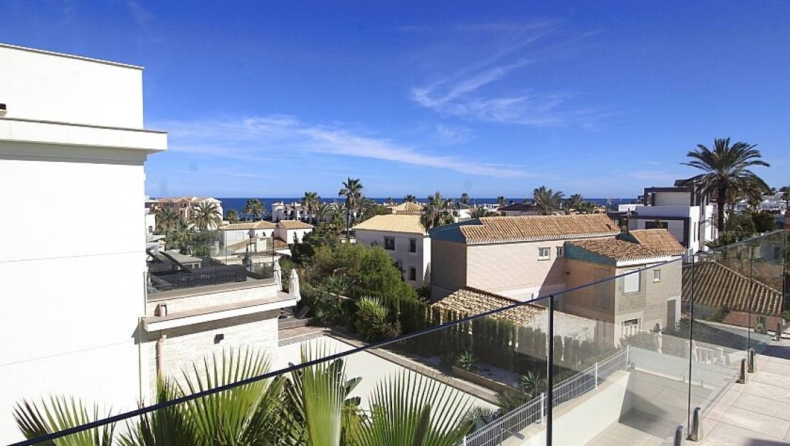 Sale - Villa - Orihuela - La Zenia