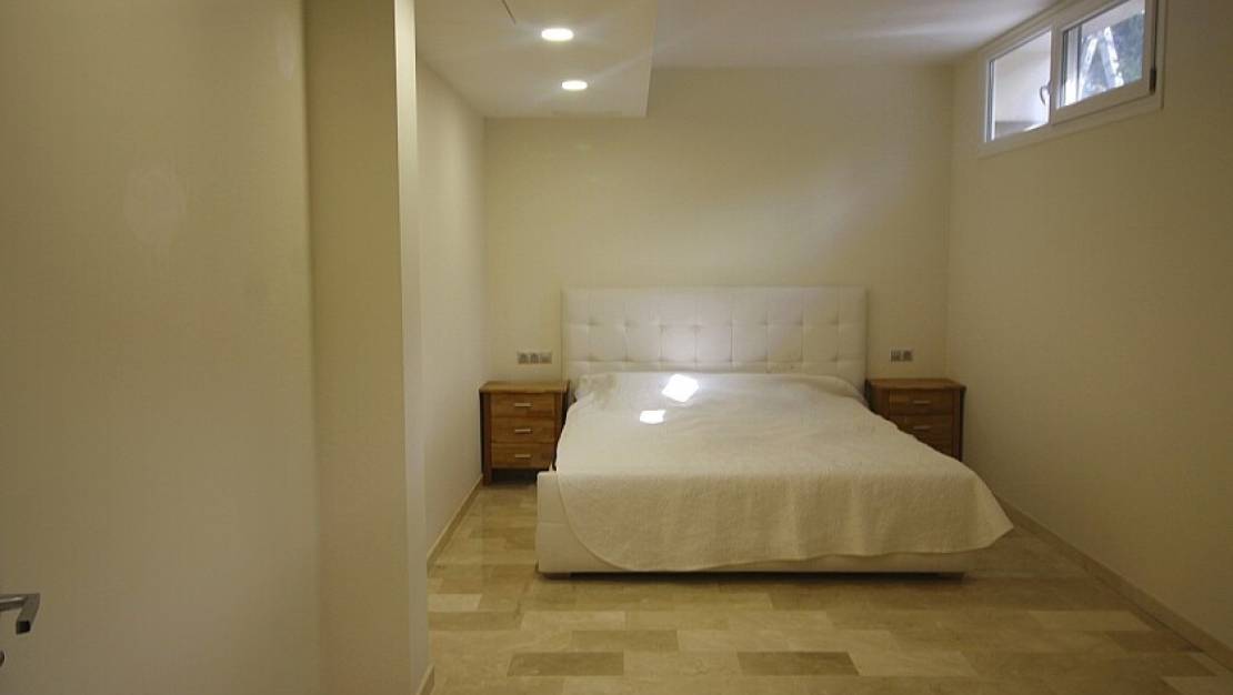 Sale - Villa - Orihuela - La Zenia