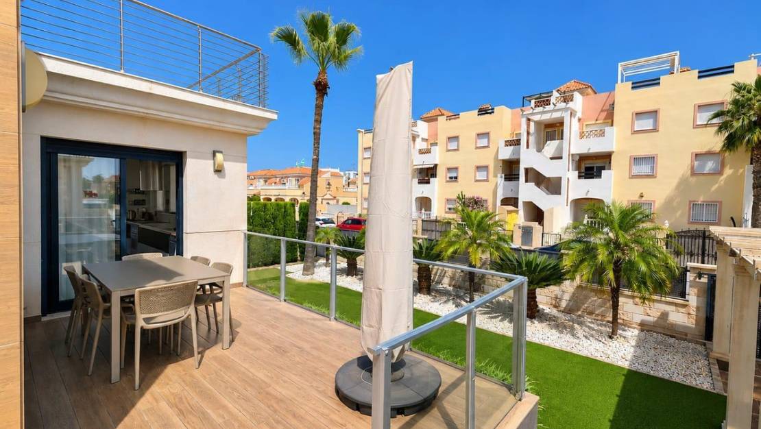 Sale - Villa - Orihuela - La Zenia