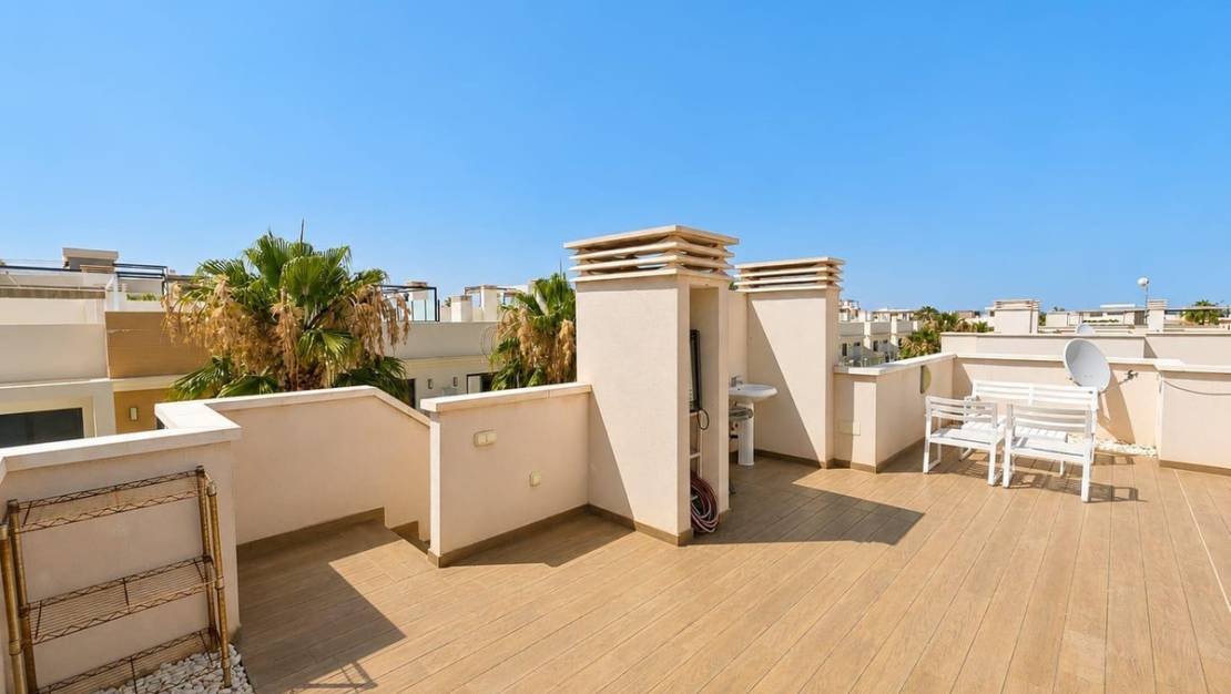 Sale - Villa - Orihuela - La Zenia