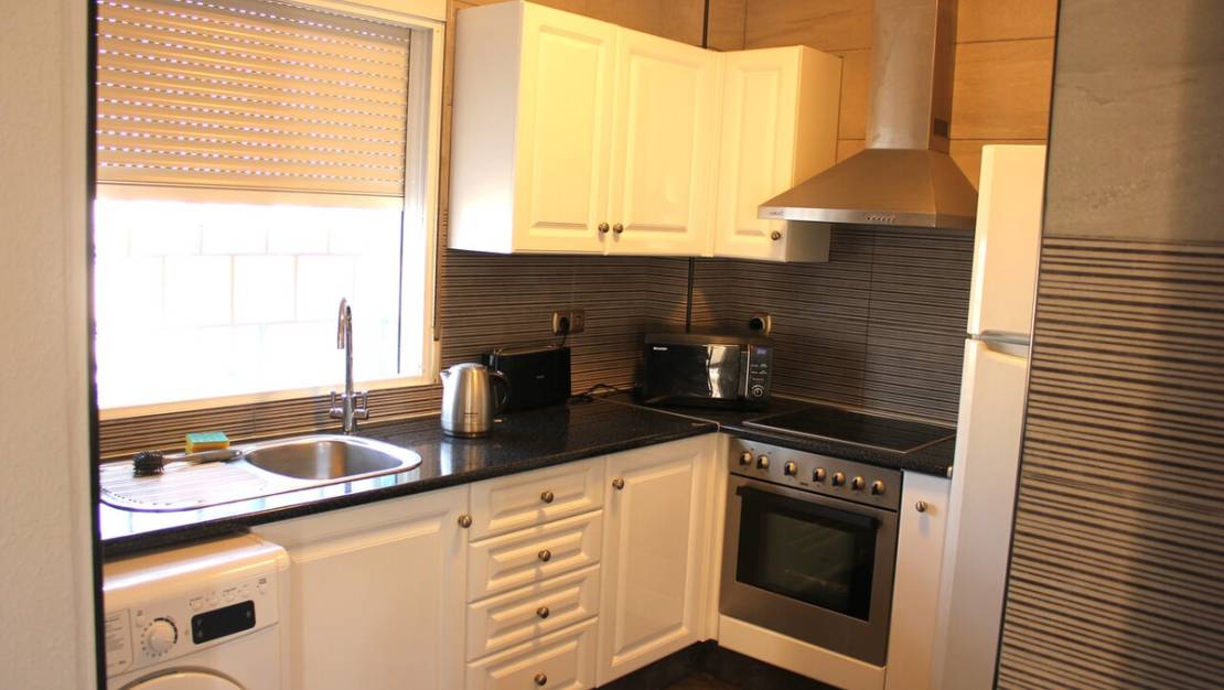Sale - Villa - Orihuela - La Zenia