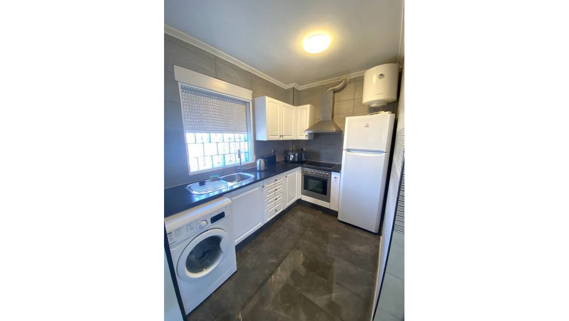 Sale - Villa - Orihuela - La Zenia