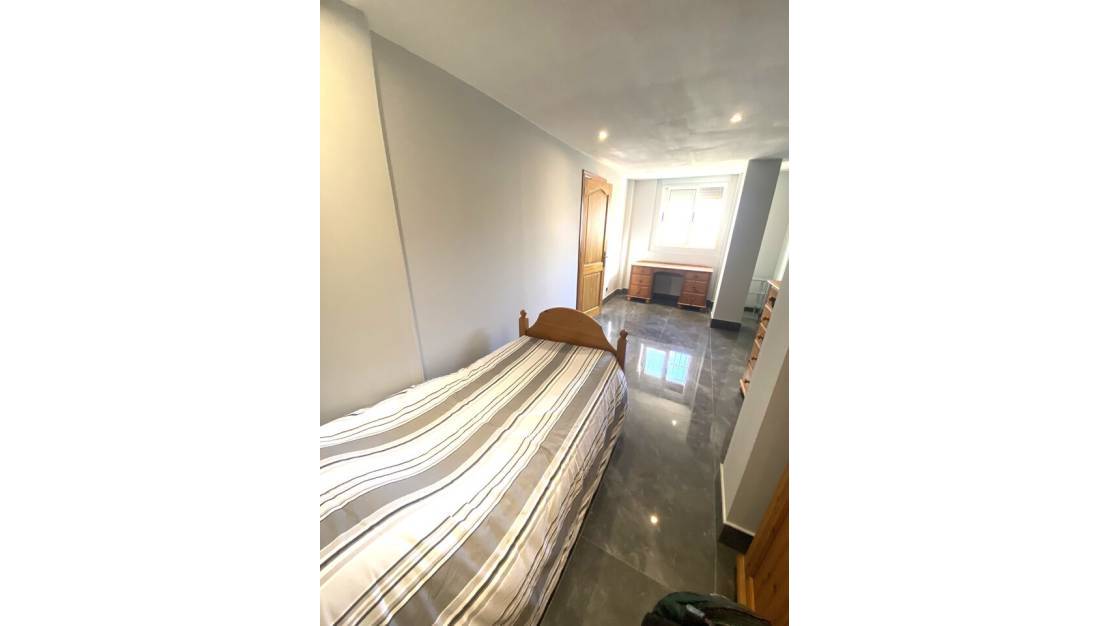 Sale - Villa - Orihuela - La Zenia
