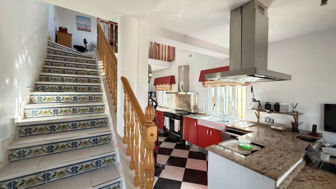 Sale - Villa - Orihuela - La Zenia