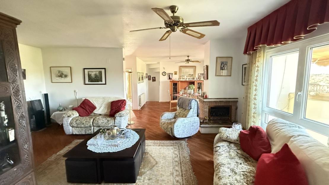 Sale - Villa - Orihuela - La Zenia