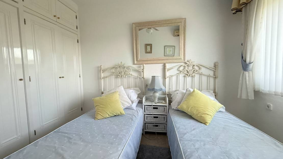 Sale - Villa - Orihuela - La Zenia