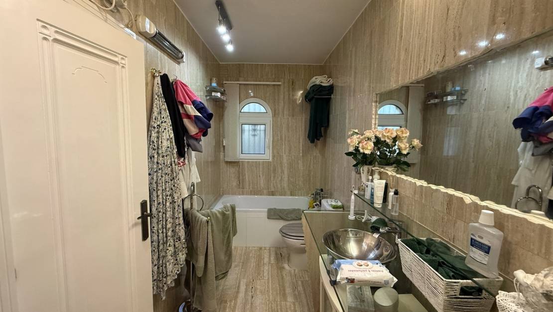 Sale - Villa - Orihuela - La Zenia