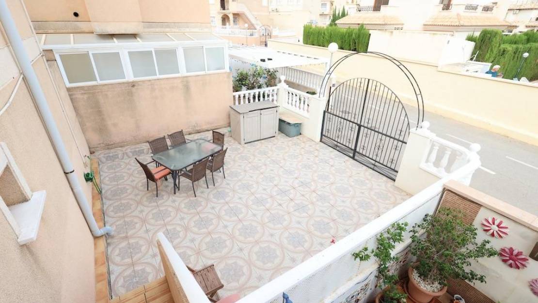 Sale - Villa - Orihuela - La Zenia