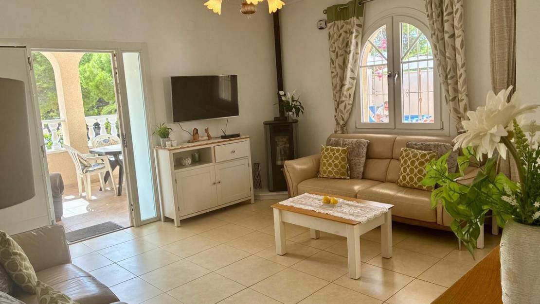 Sale - Villa - Orihuela - La Zenia