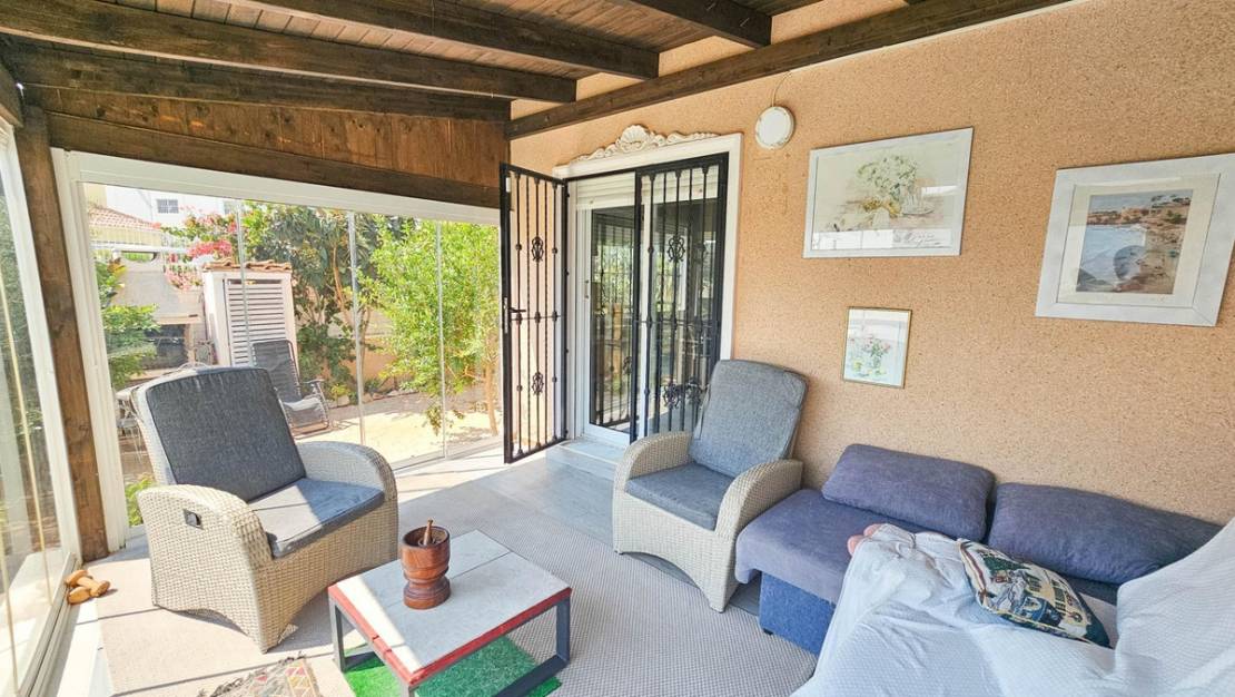 Sale - Villa - Orihuela - La Zenia