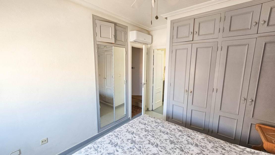Sale - Villa - Orihuela - La Zenia