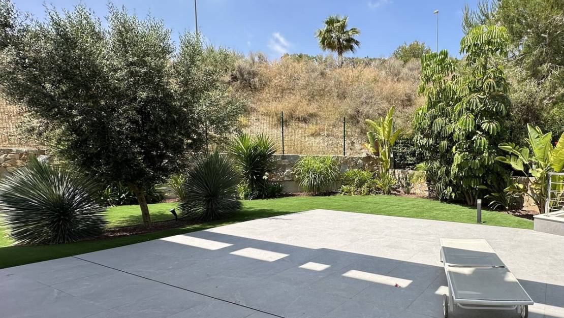 Sale - Villa - Orihuela - Las Colinas Golf