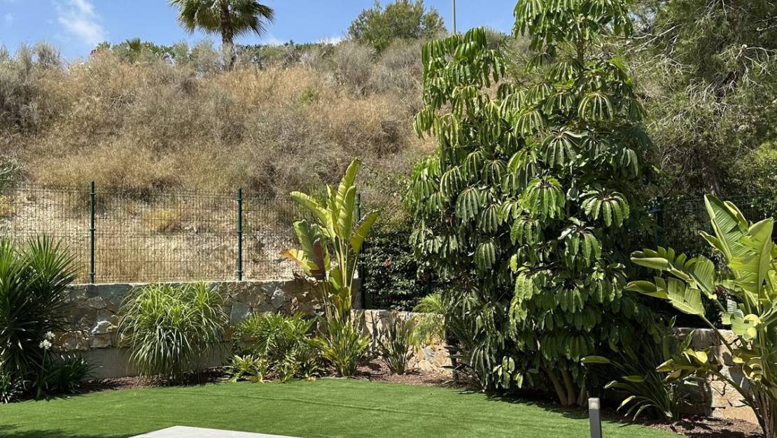 Sale - Villa - Orihuela - Las Colinas Golf