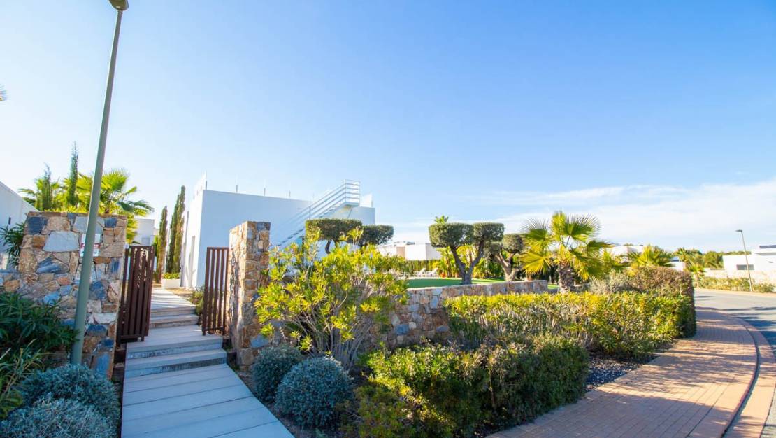 Sale - Villa - Orihuela - Las Colinas Golf