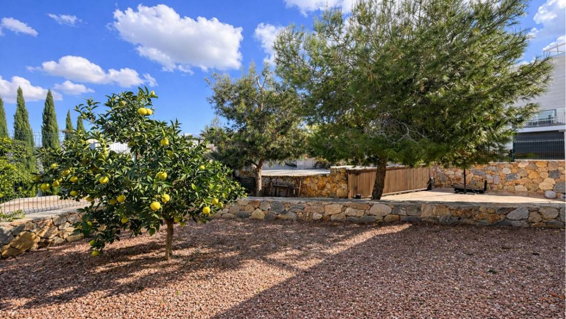 Sale - Villa - Orihuela - Las Colinas Golf