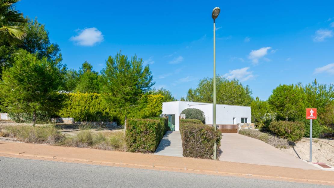 Sale - Villa - Orihuela - Las Colinas Golf
