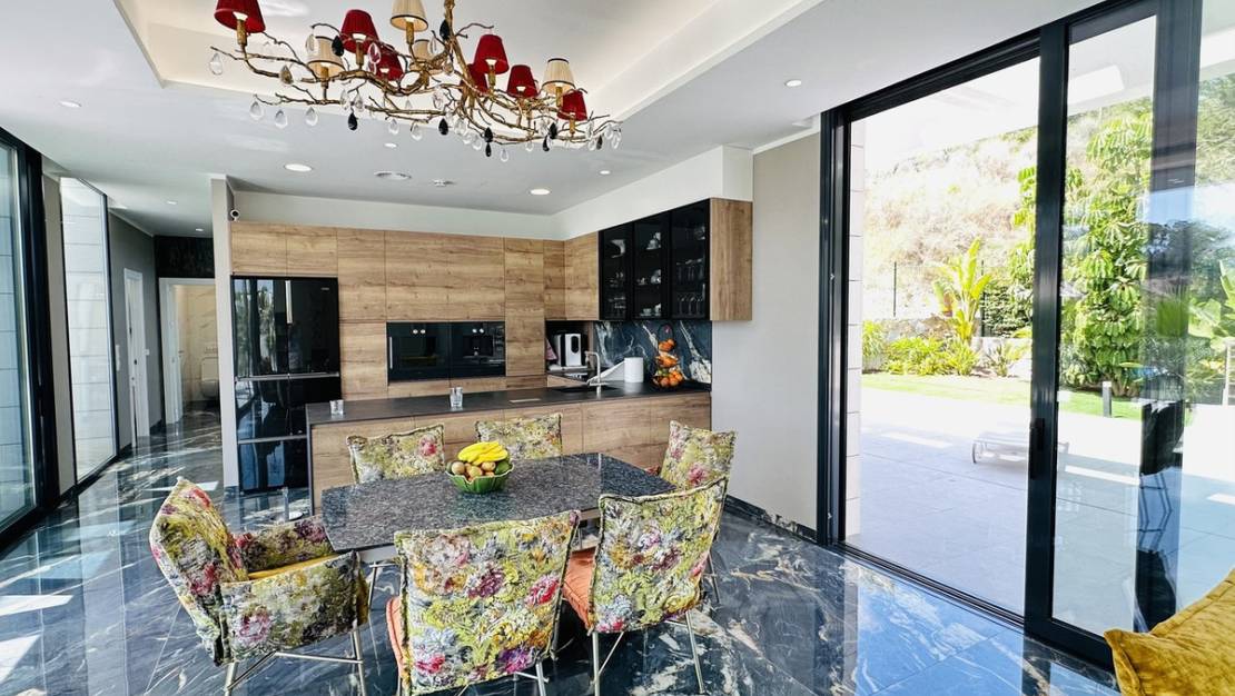 Sale - Villa - Orihuela - Las Colinas Golf
