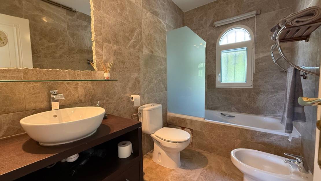 Sale - Villa - Orihuela - Las Ramblas Golf