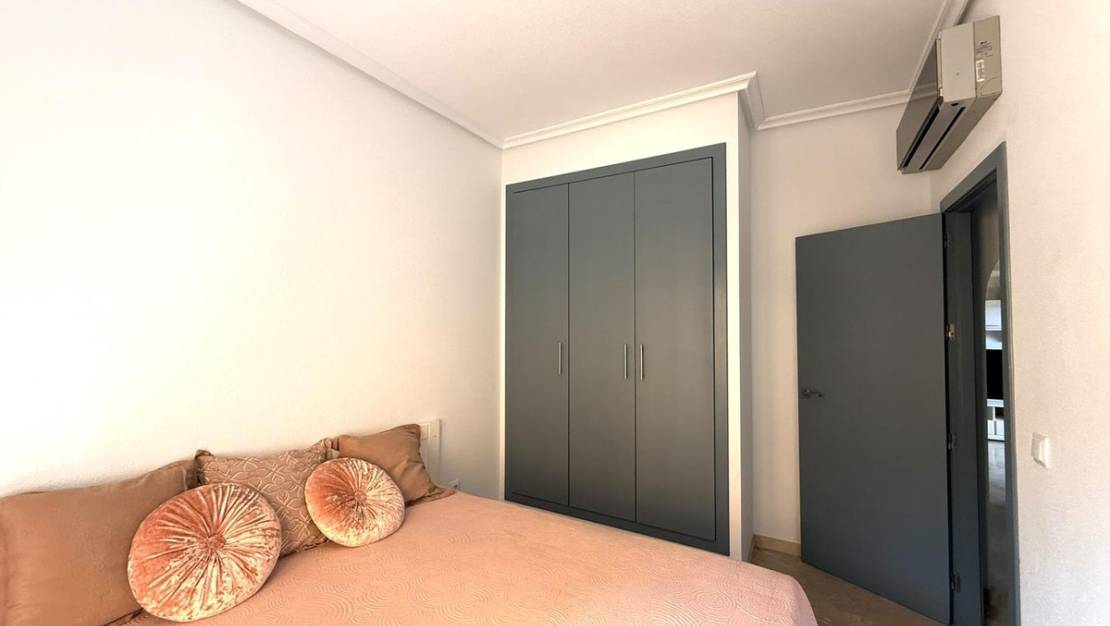Sale - Villa - Orihuela - Las Ramblas Golf