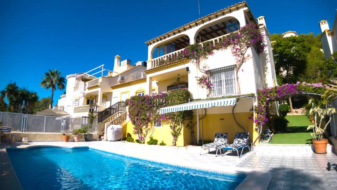 Sale - Villa - Orihuela - Las Ramblas Golf