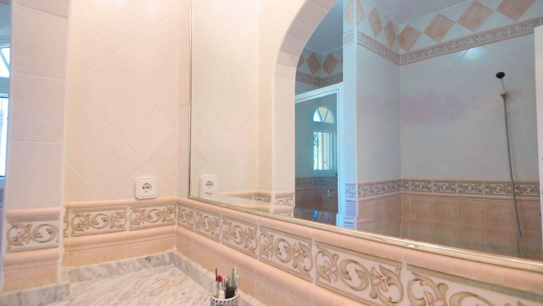 Sale - Villa - Orihuela - Las Ramblas Golf