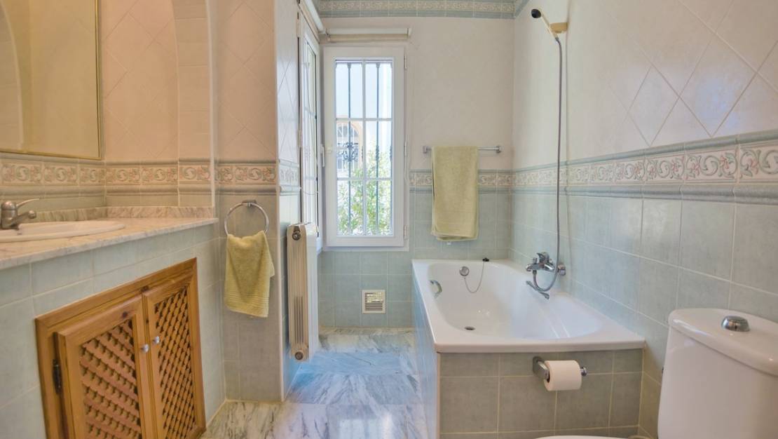Sale - Villa - Orihuela - Las Ramblas Golf