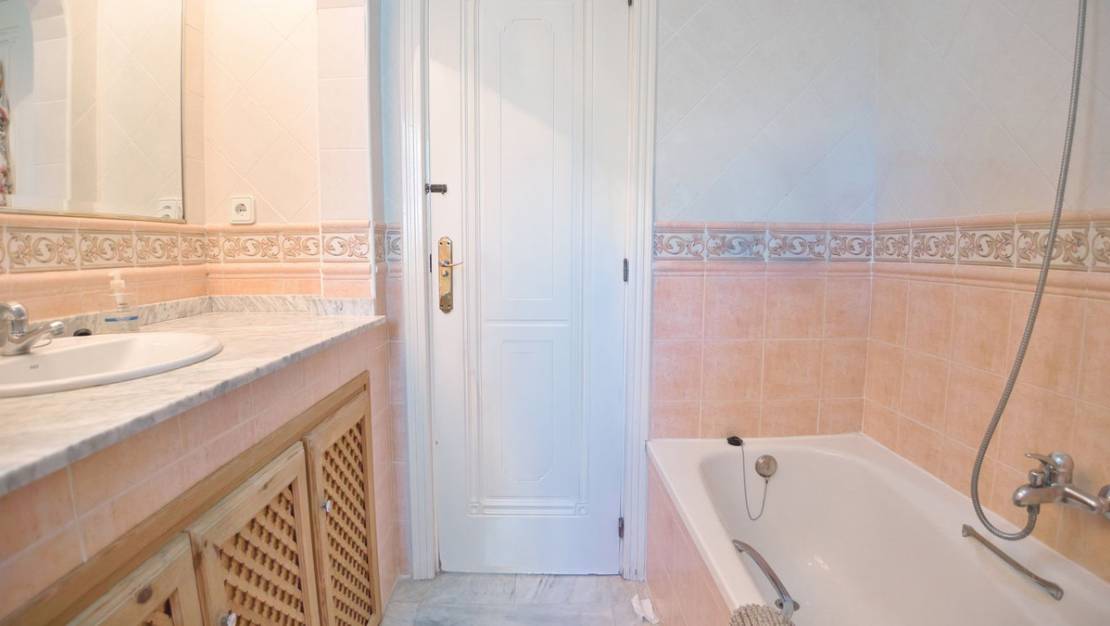 Sale - Villa - Orihuela - Las Ramblas Golf