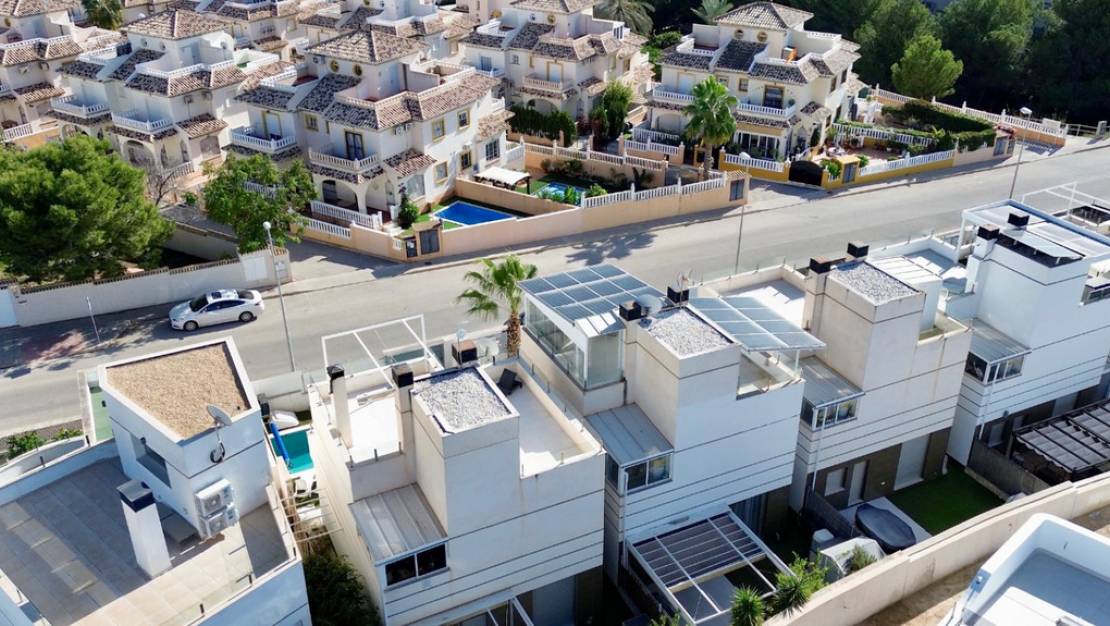 Sale - Villa - Orihuela - Lomas de Cabo Roig