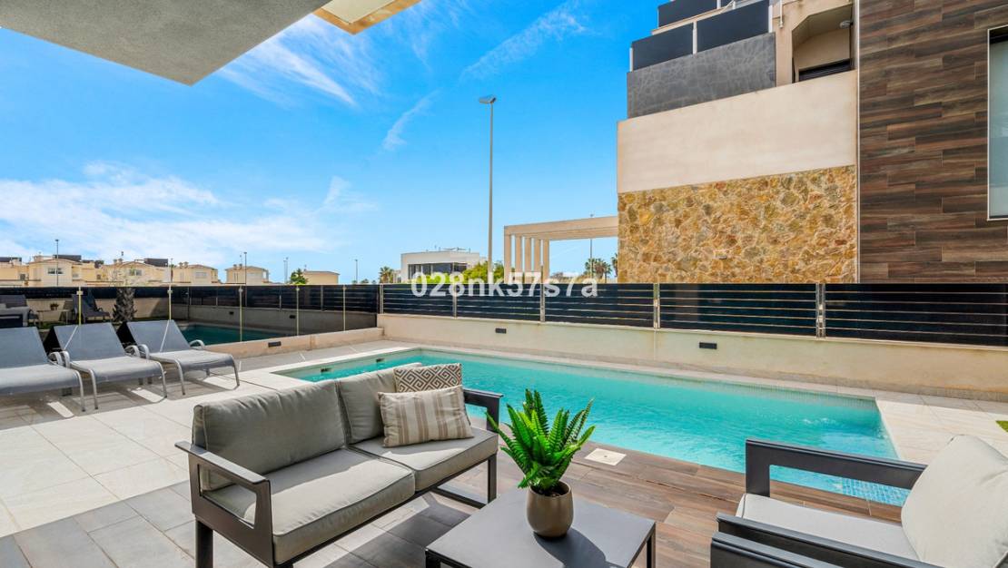 Sale - Villa - Orihuela - Lomas de Cabo Roig