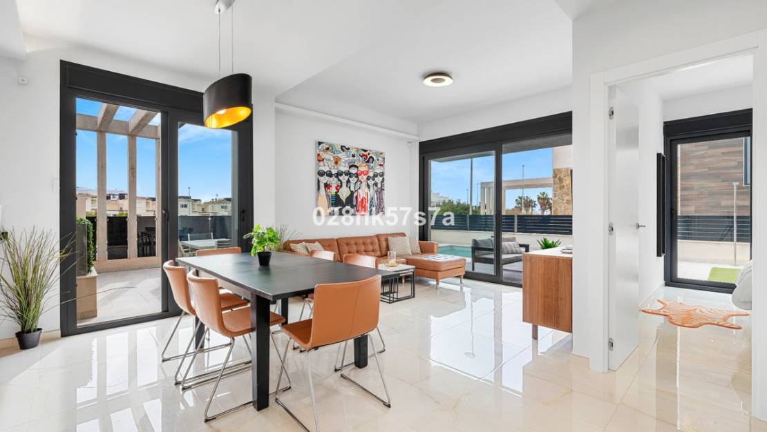 Sale - Villa - Orihuela - Lomas de Cabo Roig