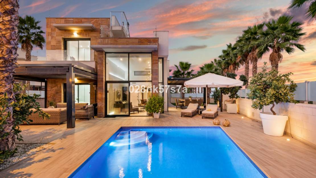 Sale - Villa - Orihuela - Lomas de Cabo Roig