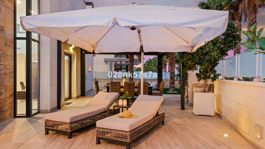 Sale - Villa - Orihuela - Lomas de Cabo Roig