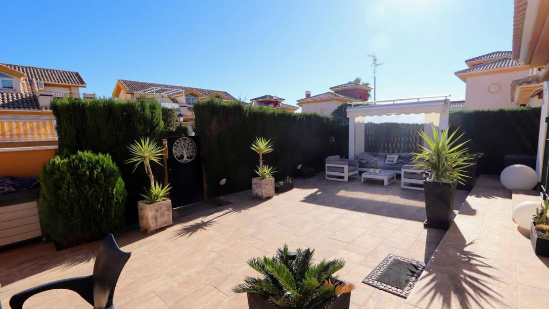 Sale - Villa - Orihuela - Lomas de Cabo Roig