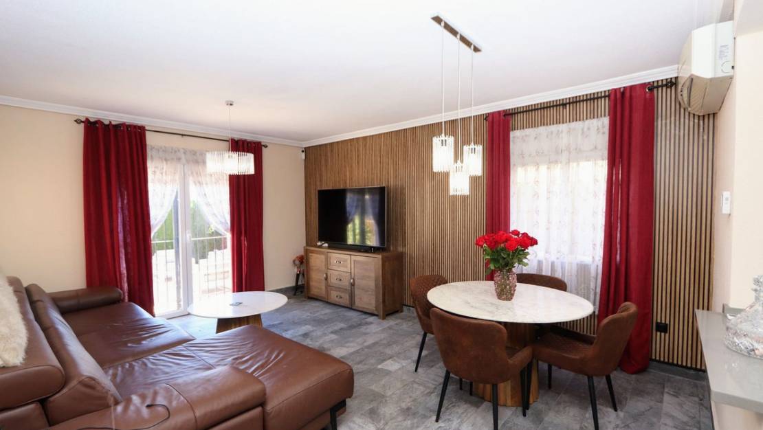 Sale - Villa - Orihuela - Lomas de Cabo Roig