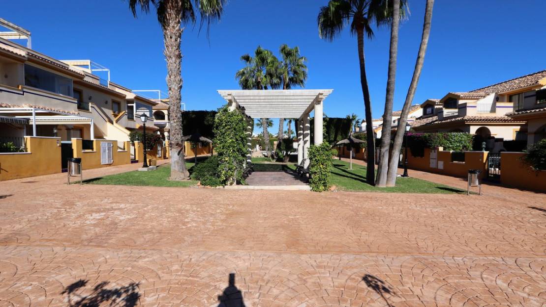 Sale - Villa - Orihuela - Lomas de Cabo Roig