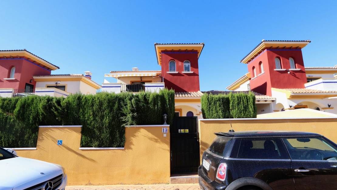 Sale - Villa - Orihuela - Lomas de Cabo Roig