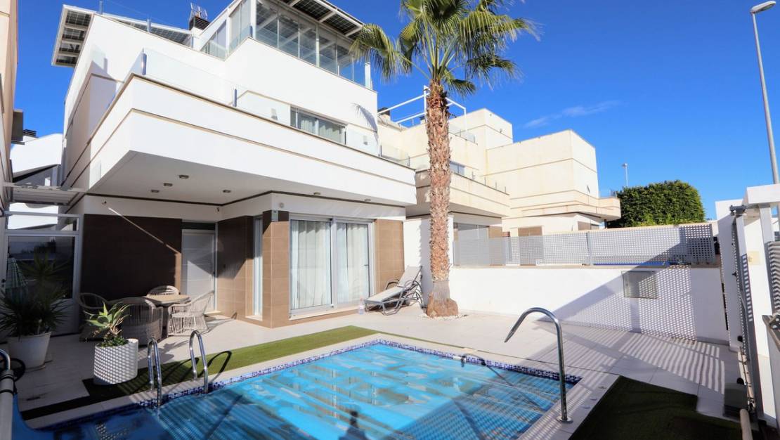 Sale - Villa - Orihuela - Lomas de Cabo Roig