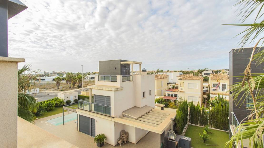 Sale - Villa - Orihuela - Lomas de Cabo Roig