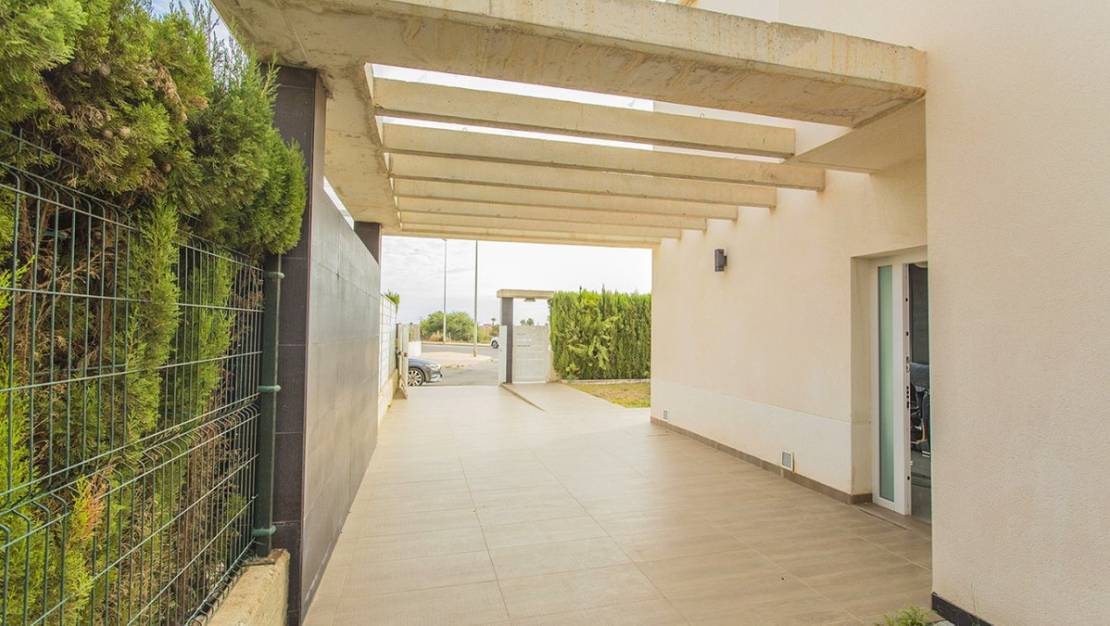 Sale - Villa - Orihuela - Lomas de Cabo Roig