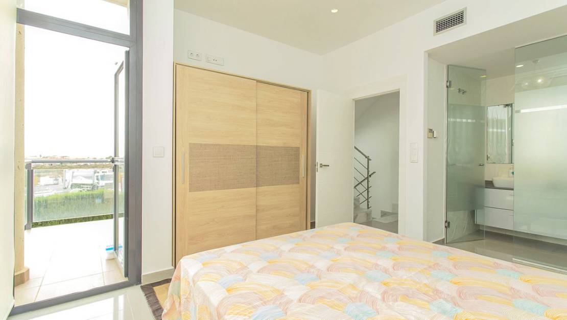 Sale - Villa - Orihuela - Lomas de Cabo Roig