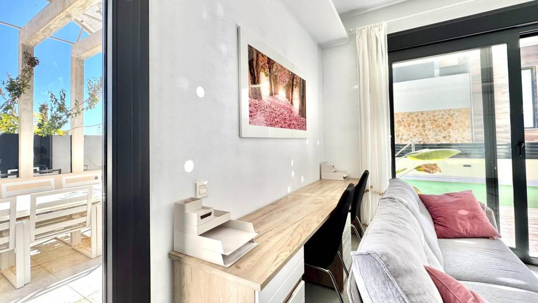 Sale - Villa - Orihuela - Lomas de Cabo Roig