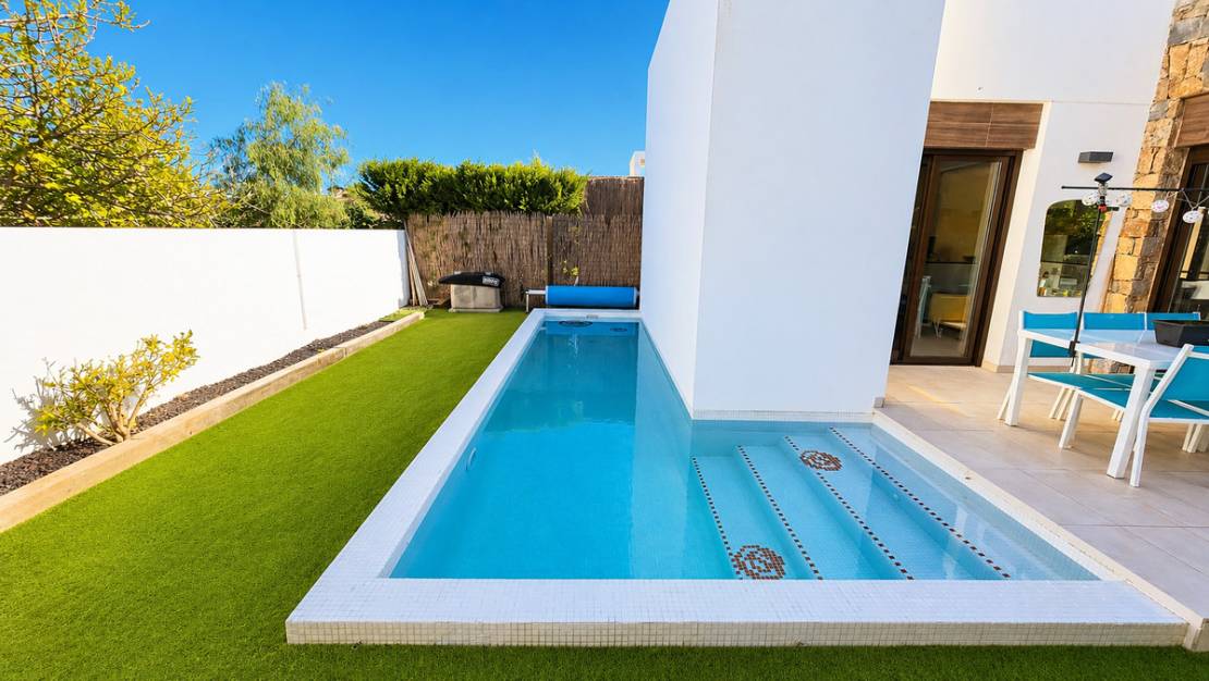 Sale - Villa - Orihuela - Lomas de Cabo Roig