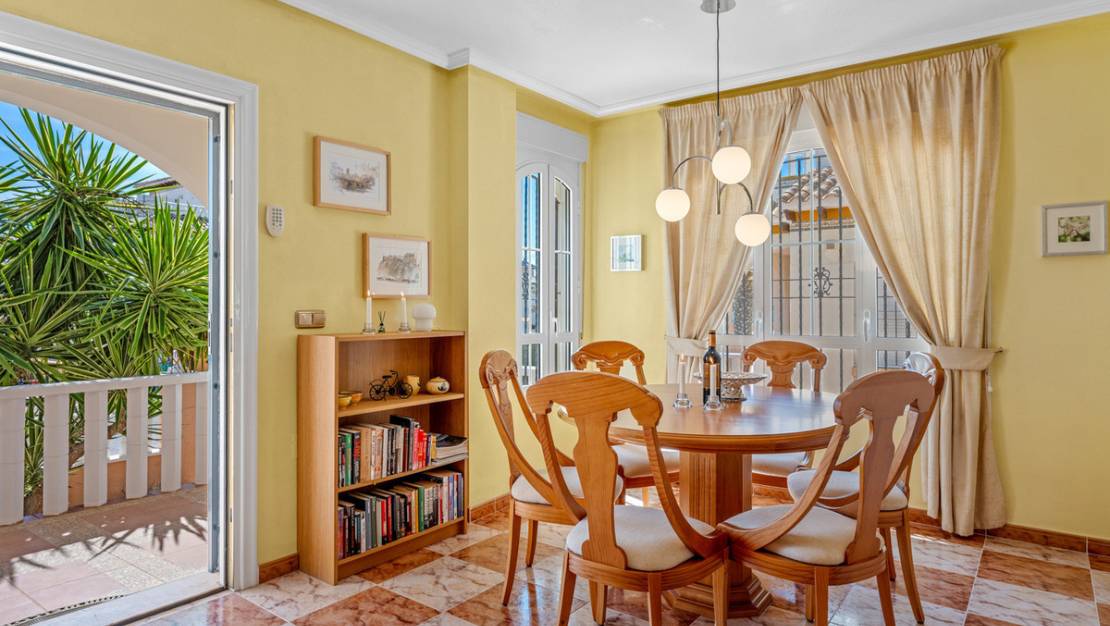 Sale - Villa - Orihuela - Lomas de Cabo Roig