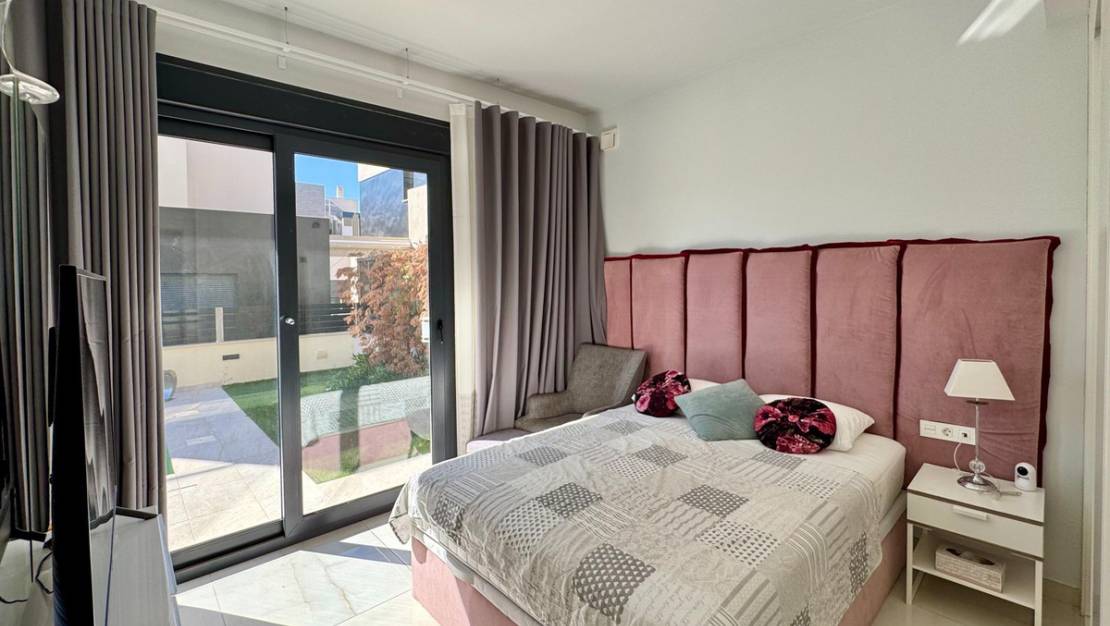 Sale - Villa - Orihuela - Lomas de Cabo Roig
