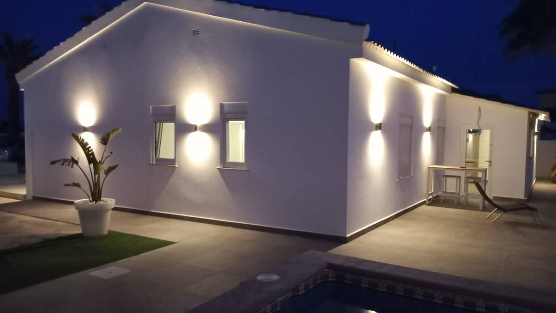 Sale - Villa - Orihuela - Lomas de Cabo Roig